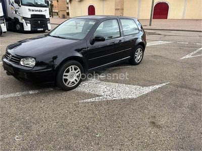 Usado VW Golf IV Advance 130 CV (95 kW) 2002 Negro Berlina