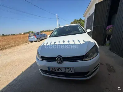 Usado VW Golf VII Advance 110 CV (80 kW) 2016 Blanco Berlina