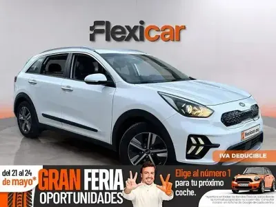 Usado Kia Niro 141 CV (103 kW) 2020 Blanco SUV