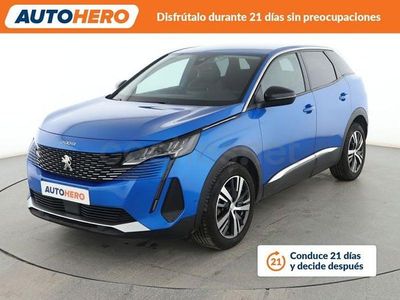 Usado Peugeot 3008 Allure 131 CV (96 kW) 2022 Azul SUV