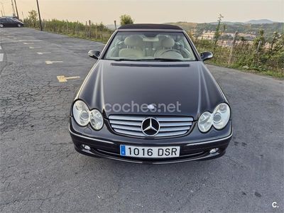 Negro Usado 2004 Mercedes CLK200 Avantgarde Descapotable | 11.500 €