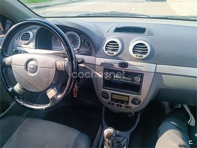 Negro Usado 2010 Chevrolet Nubira SX Familiar | 2900 €