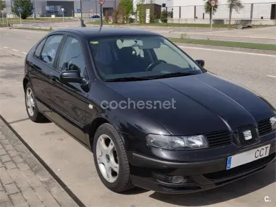 Używany Seat Leon Sport 110 KM (80 kW) 2002 Czarny Hatchback
