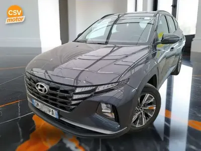 Usado Hyundai Tucson 230 CV (169 kW) 2023 Gris / plata SUV