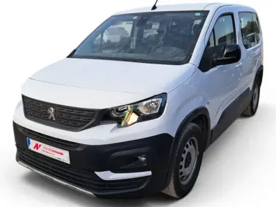 Usado Peugeot Rifter Business-Line 100 CV (73 kW) 2023 Blanco Monovolumen