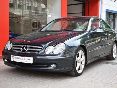 Usado Mercedes CLK200 170 CV (125 kW) 2003 Azul Coupe