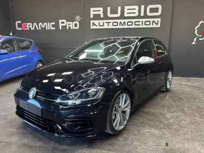 Usado VW Golf VII R 310 CV (228 kW) 2017 Negro Berlina