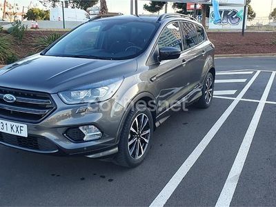 Gris / plata Usado 2019 Ford Kuga ST-Line SUV | 18.300 € (Precio justo)