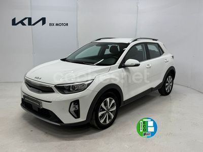 Blanco Usado 2022 Kia Stonic SUV | 20.000 € (Un poco caro)