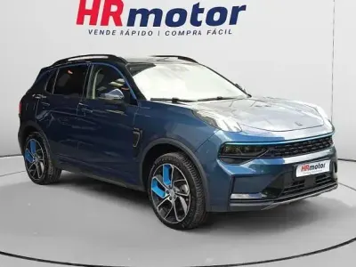 Begagnad Lynk & Co 01 261 HK (191 kW) 2022 SUV