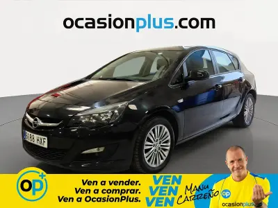 Usado Opel Astra Excellence 110 CV (80 kW) 2014 Negro Utilitario