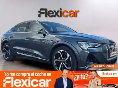 Usado Audi e-tron 300 kW (408 CV) 2021 Gris SUV
