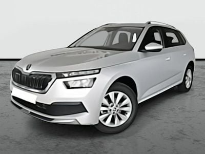 Usado Skoda Kamiq Ambition 110 CV (80 kW) 2023 Plata brilliant metalizado SUV