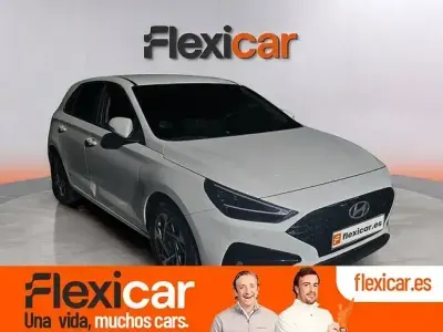 Usado Hyundai i30 120 CV (88 kW) 2024 Blanco