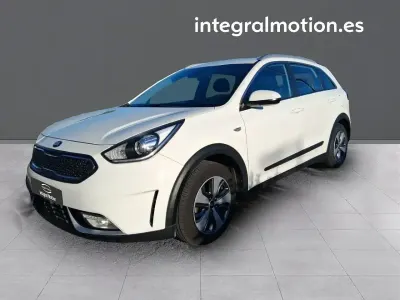 Usado Kia Niro 141 CV (103 kW) 2019 Blanco SUV