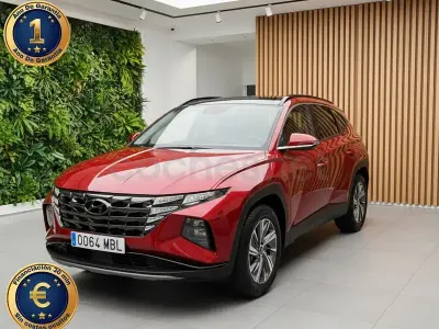 Usado Hyundai Tucson Style 230 CV (169 kW) 2022 Rojo SUV