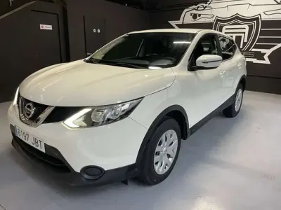 Begagnad Nissan Qashqai Visia 110 HK (80 kW) 2014 Vit SUV