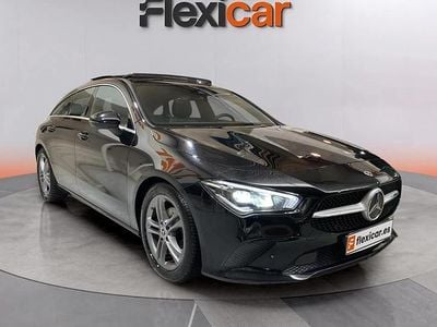Usado Mercedes CLA180 Shooting Brake 137 CV (100 kW) 2020 Negro Familiar