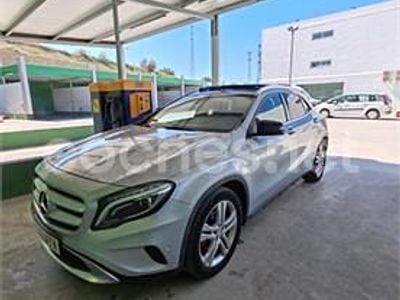 Usado Mercedes GLA200 AMG line 136 CV (100 kW) 2014 Gris / plata SUV