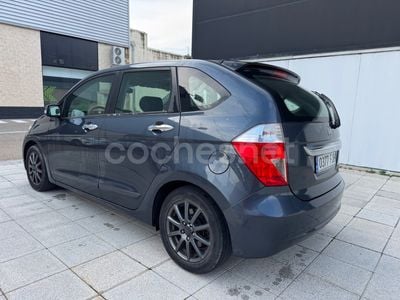 Honda FR-V