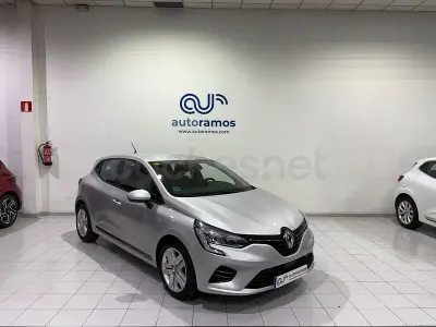 Usado Renault Clio V Zen 100 CV (73 kW) 2020 Gris / plata Berlina