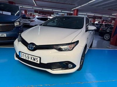 Toyota Auris Hybrid