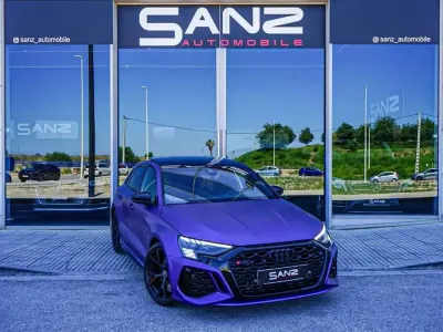 Usado Audi RS3 Sportback Premium 400 CV (294 kW) 2024 Burdeos Utilitario