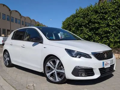 Usado Peugeot 308 GT 177 CV (130 kW) 2020 Blanco Utilitario