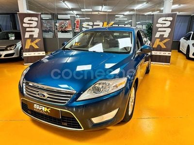 Azul Usado 2007 Ford Mondeo Trend Berlina | 6750 € (Caro)