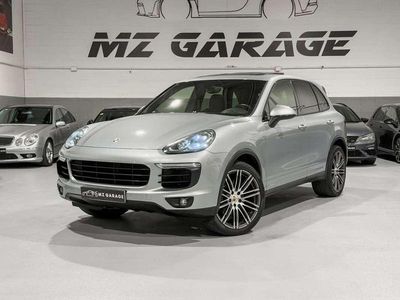 Usado Porsche Cayenne 262 CV (192 kW) 2015 Gris / plata SUV
