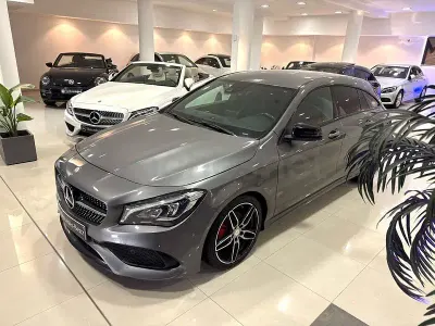 Occasion Mercedes CLA200 Shooting Brake 156 PK (114 kW) 2017 Grijs Stationwagen