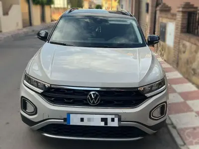 Usado VW T-Roc Life 110 CV (80 kW) 2022 Blanco SUV