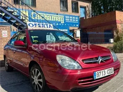 Begagnad Citroën Xsara Exclusive 110 HK (80 kW) 2003 Röd Sedan