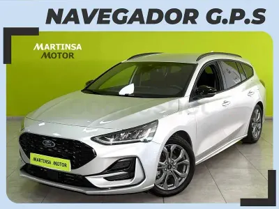 Usado Ford Focus ST-Line 125 CV (91 kW) 2024 Gris / plata Familiar