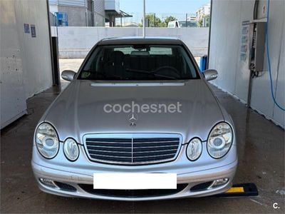 Mercedes E200