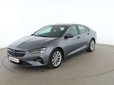 Usado Opel Insignia Business Elegance 170 CV (125 kW) 2022 Gris Berlina