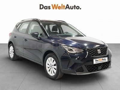 Usado Seat Arona Style Plus 110 CV (80 kW) 2022 Azul SUV