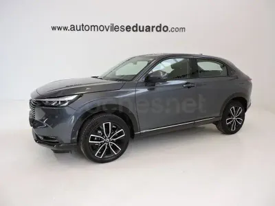 Usado Honda HR-V Advance 131 CV (96 kW) 2022 Gris / plata SUV