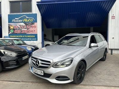 Usado Mercedes E200 Avantgarde 136 CV (100 kW) 2015 Gris / plata Familiar