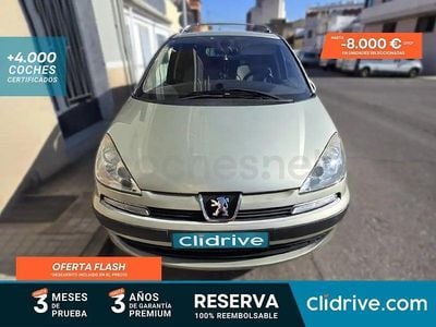 Usado Peugeot 807 Premium 120 CV (88 kW) 2005 Amarillo Monovolumen