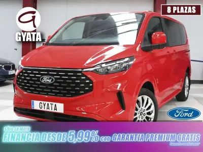 Usado Ford Tourneo Custom Titanium 170 CV (125 kW) 2024 Rojo Van