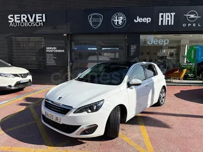 Usado Peugeot 308 Style 130 CV (95 kW) 2016 Blanco Berlina