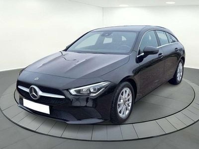 Usado Mercedes CLA180 Shooting Brake Business 116 CV (85 kW) 2020 Negro Familiar