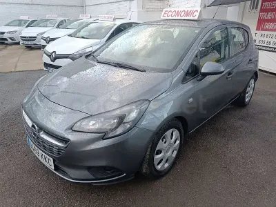 Usado Opel Corsa Color Edition 90 CV (66 kW) 2018 Verde Utilitario