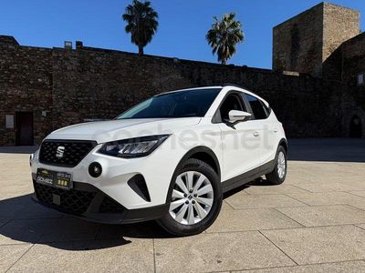 Usado Seat Arona Style 115 CV (84 kW) 2024 Blanco SUV