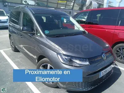 Usado VW Caddy 122 CV (89 kW) 2022 Gris / plata Monovolumen