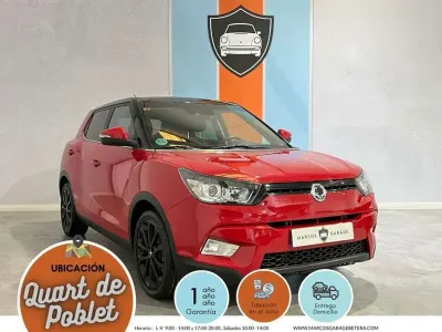 Usado SsangYong Tivoli Limited 128 CV (94 kW) 2017 Rojo SUV