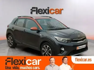 Usado Kia Stonic 120 CV (88 kW) 2018 Negro SUV