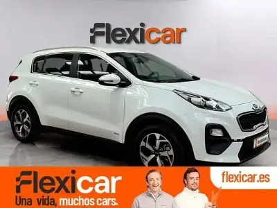 Usado Kia Sportage 136 CV (100 kW) 2021 Blanco SUV