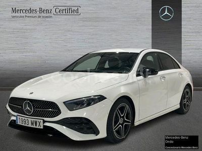 Blanco Usado 2024 Mercedes A200 Berlina | 32.900 € (Precio justo)